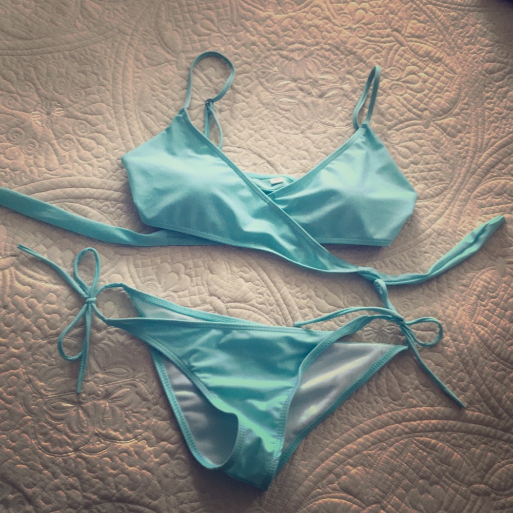 Cute Blue Tie-behind Bikini